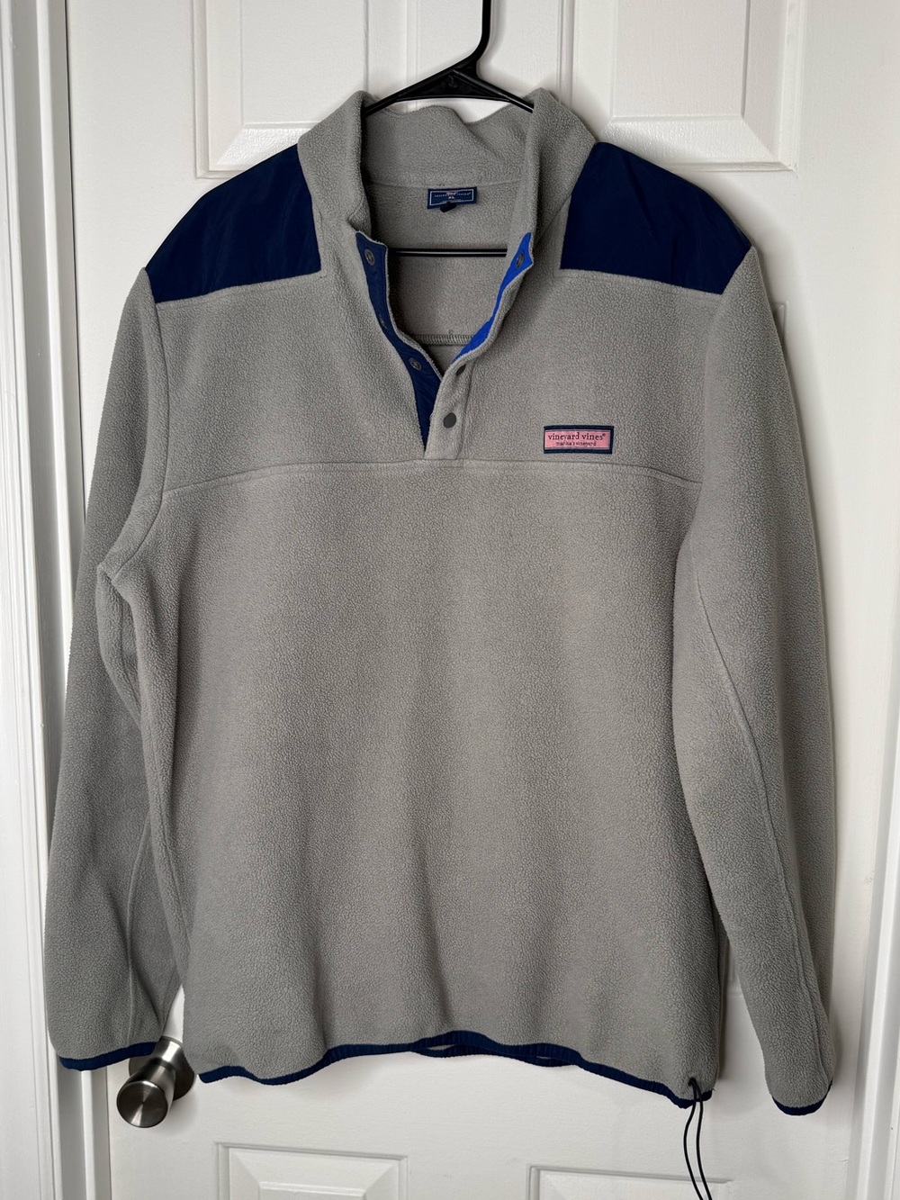 Vineyard Vines Men's Gray Fleece Zip-Up with Navy Accents